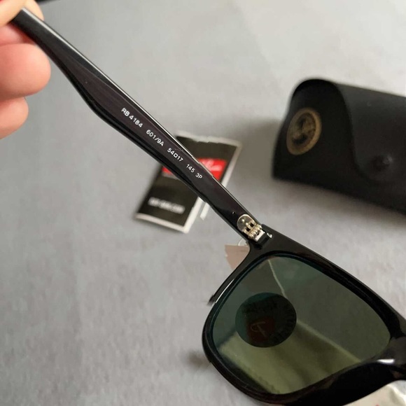 Raybans brand new with tags and everything - Picture 4 of 6